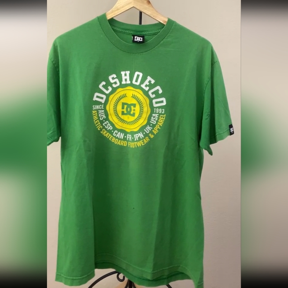 VINTAGE‎ DC SKATER TSHIRT
